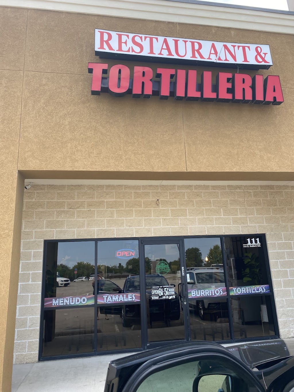 Las Maria’s Cocina Mexicana | restaurant | 710 E Sublett Rd, Arlington, TX 76018, USA | 8173755870 OR +1 817-375-5870