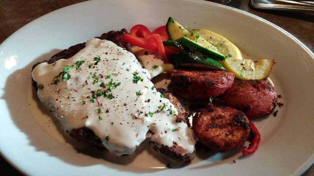 Four Roses Cafe | cafe | 663 N 10th St, Plainwell, MI 49080, USA | 2696851077 OR +1 269-685-1077