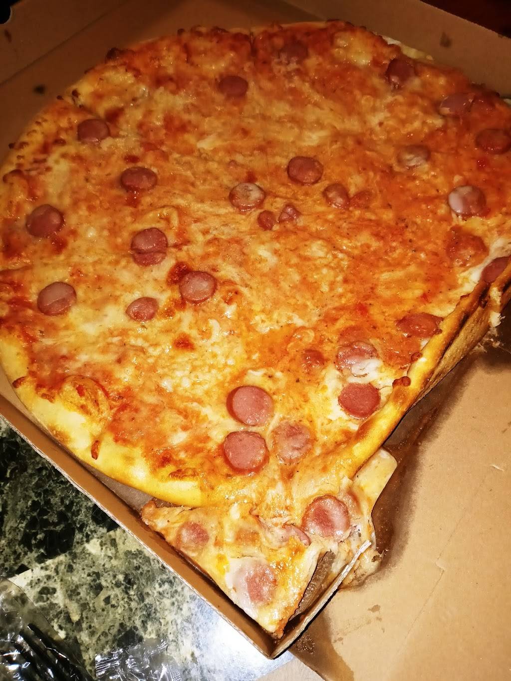 Yankees 99 cent hot pizza | restaurant | 52 E 161 St, The Bronx, NY 10451, USA | 3475905903 OR +1 347-590-5903