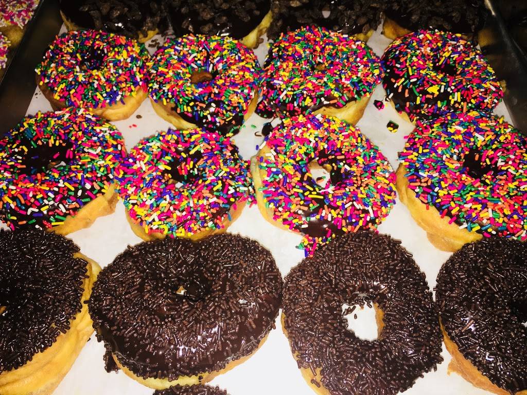 Heavenly Donuts | restaurant | 404 S Mayo Trail Unit 4, Pikeville, KY 41501, USA | 6067667272 OR +1 606-766-7272