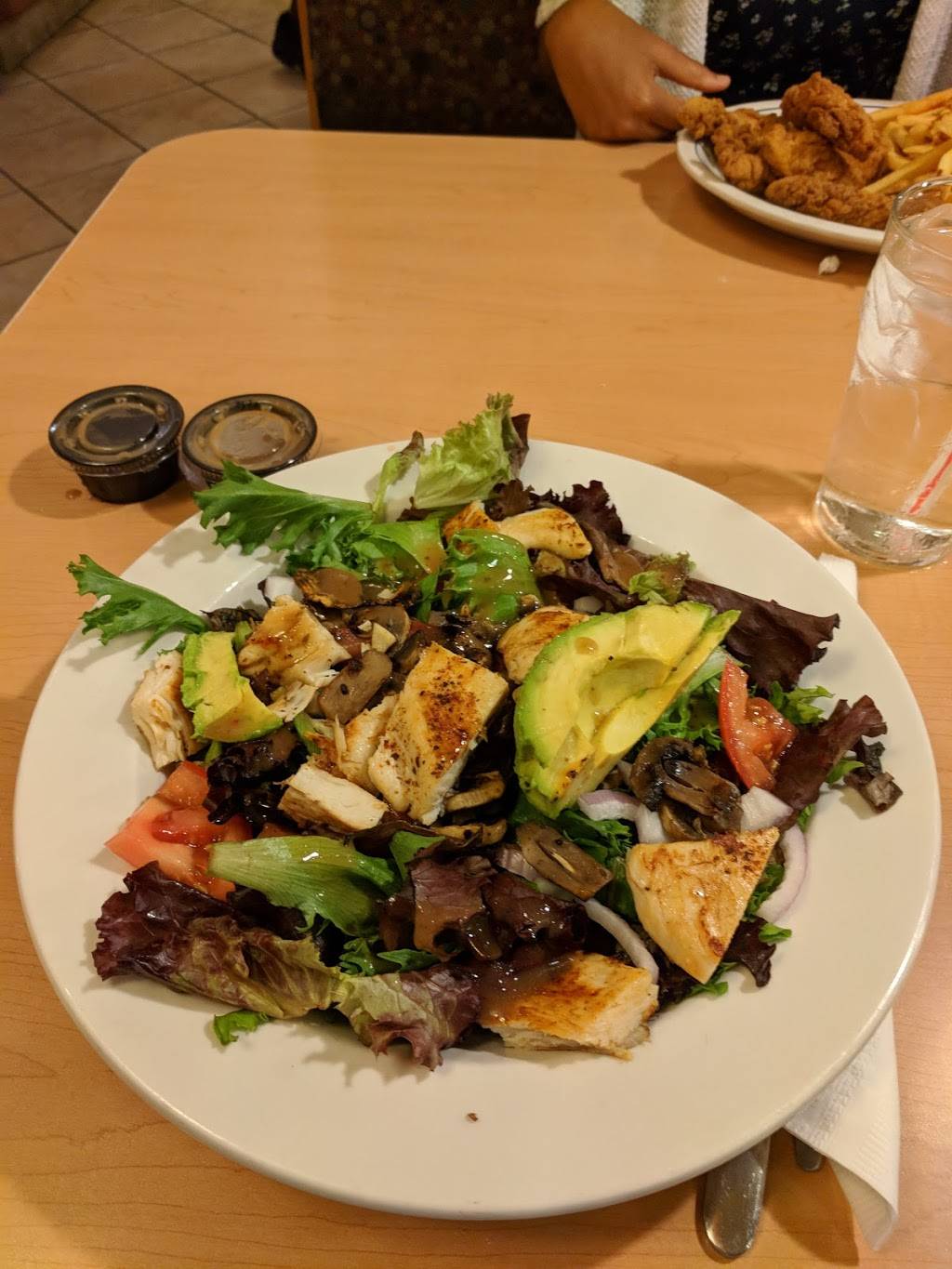 IHOP | restaurant | 9509 Dallas Pkwy, Frisco, TX 75034, USA | 2148723189 OR +1 214-872-3189