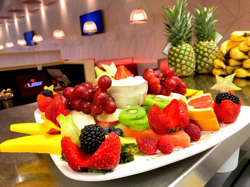 Allô! Mon Coco Victoriaville | restaurant | 1600 Rue Notre Dame E, Victoriaville, QC G6P 0B4, Canada | 8197523232 OR +1 819-752-3232