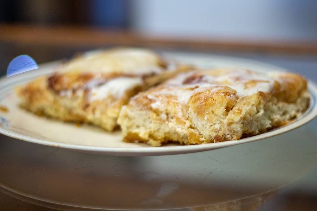 Baileys Pizza Parlor | restaurant | 190 N Chippewa St, Roann, IN 46974, USA | 7658336242 OR +1 765-833-6242