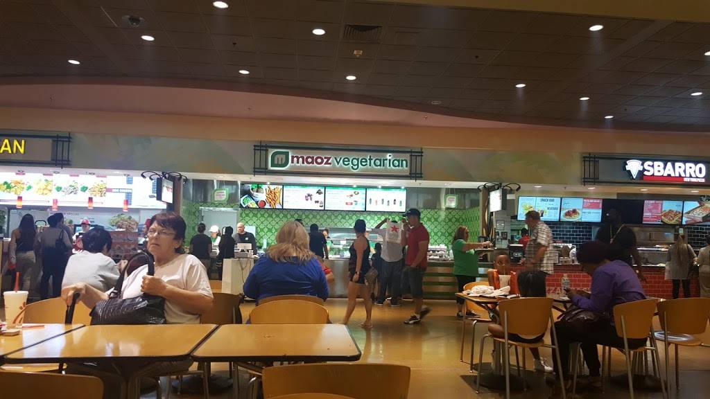 Maoz Vegetarian | restaurant | The Mall at Wellington Green, 10300 Forest Hill Blvd FC103, Wellington, FL 33414, USA | 5616122484 OR +1 561-612-2484