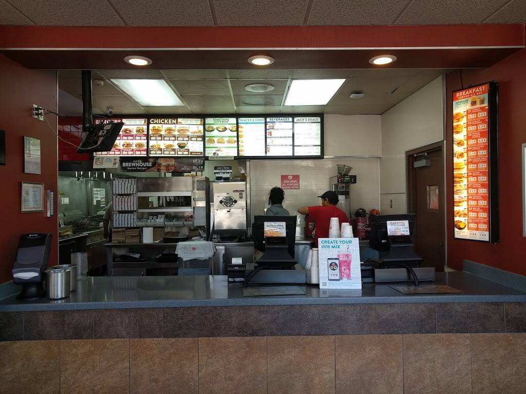 Jack in the Box | restaurant | 5033 N Kanan Rd, Agoura Hills, CA 91301, USA | 8188891653 OR +1 818-889-1653