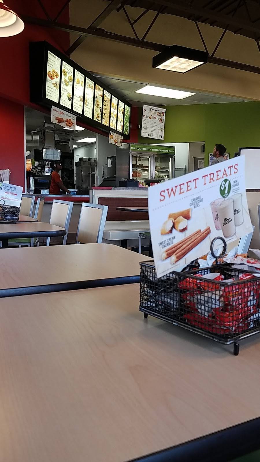 Del Taco | meal takeaway | 1645 Space Center Dr, Colorado Springs, CO 80915, USA | 7195730403 OR +1 719-573-0403