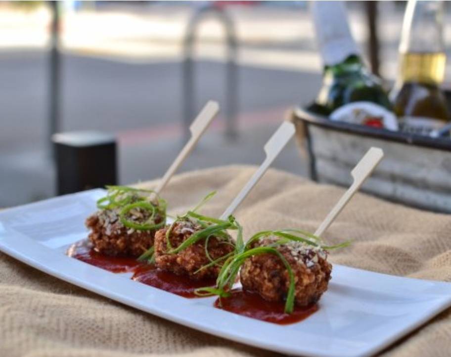 alaMar Kitchen & Bar | restaurant | 100 Grand Ave #111, Oakland, CA 94612, USA | 5109077555 OR +1 510-907-7555