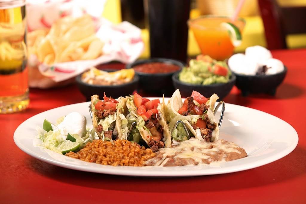 Salsa Leedos Méxican Grill | restaurant | 13298 S Market Center Dr, Riverton, UT 84065, USA | 8015658818 OR +1 801-565-8818