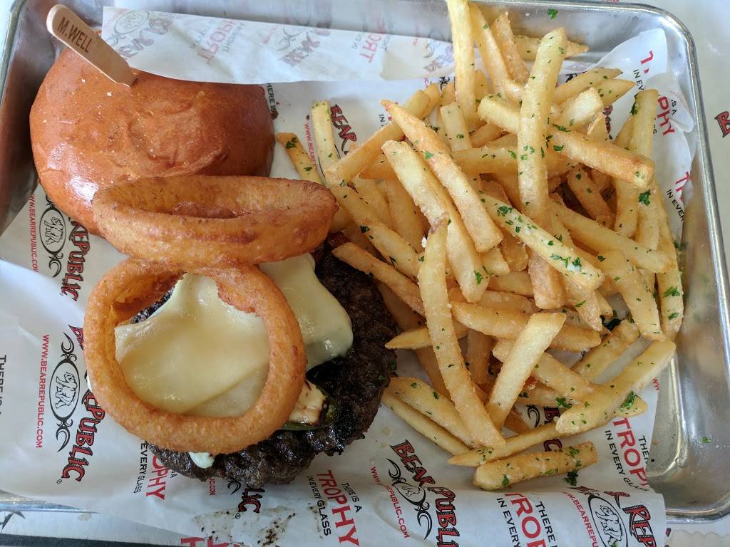 Bear Republic Brewing Co | restaurant | 345 Healdsburg Ave, Healdsburg, CA 95448, USA | 7074332337 OR +1 707-433-2337