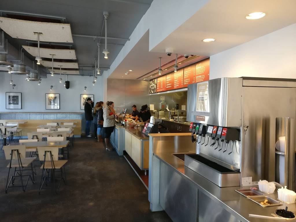 Chipotle Mexican Grill | restaurant | 81 E NJ-4 Ste 101, Paramus, NJ 07652, USA | 2015560180 OR +1 201-556-0180