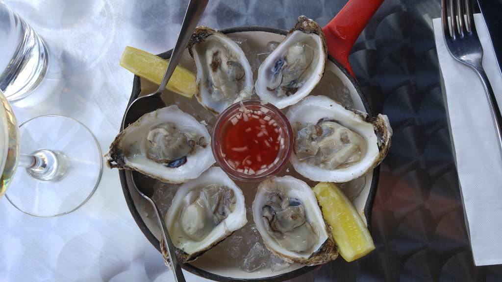 Le Zotique | restaurant | 227 Rue Saint-Zotique E, Montréal, QC H2S 1L2, Canada | 5149035899 OR +1 514-903-5899