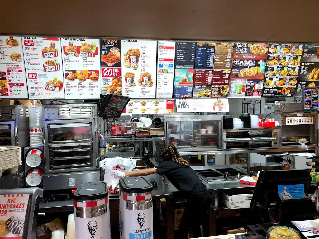 KFC | restaurant | 2540 Delk Rd SE, Marietta, GA 30067, USA | 7709800848 OR +1 770-980-0848