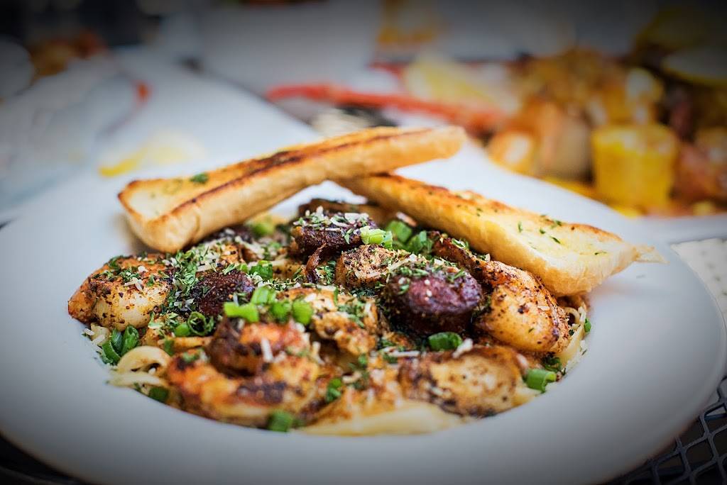 Exotic on the Run | restaurant | 5299 E 38th St, Indianapolis, IN 46218, USA | 3172249642 OR +1 317-224-9642