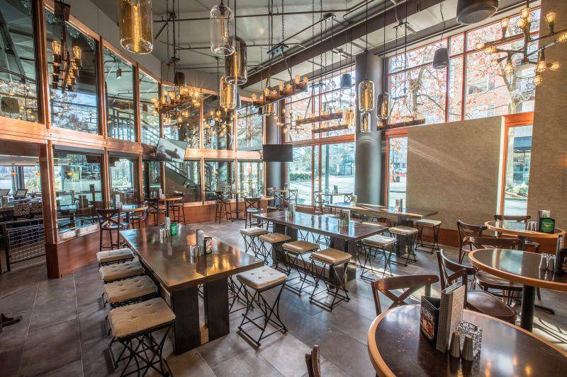 McCormick & Schmicks Harborside at the Marina | restaurant | 0309 SW Montgomery St, Portland, OR 97201, USA | 5032201865 OR +1 503-220-1865