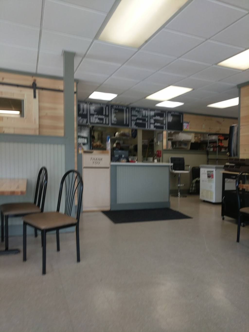 Pizza Peddler & Mini Mart | restaurant | 70 Hancock Rd # A, Peterborough, NH 03458, USA | 6039240800 OR +1 603-924-0800