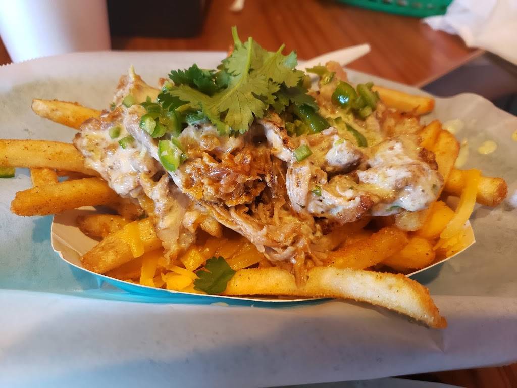 Paradise Valley Burger Company | meal takeaway | 4001 E Bell Rd #102, Phoenix, AZ 85032, USA | 6025354930 OR +1 602-535-4930