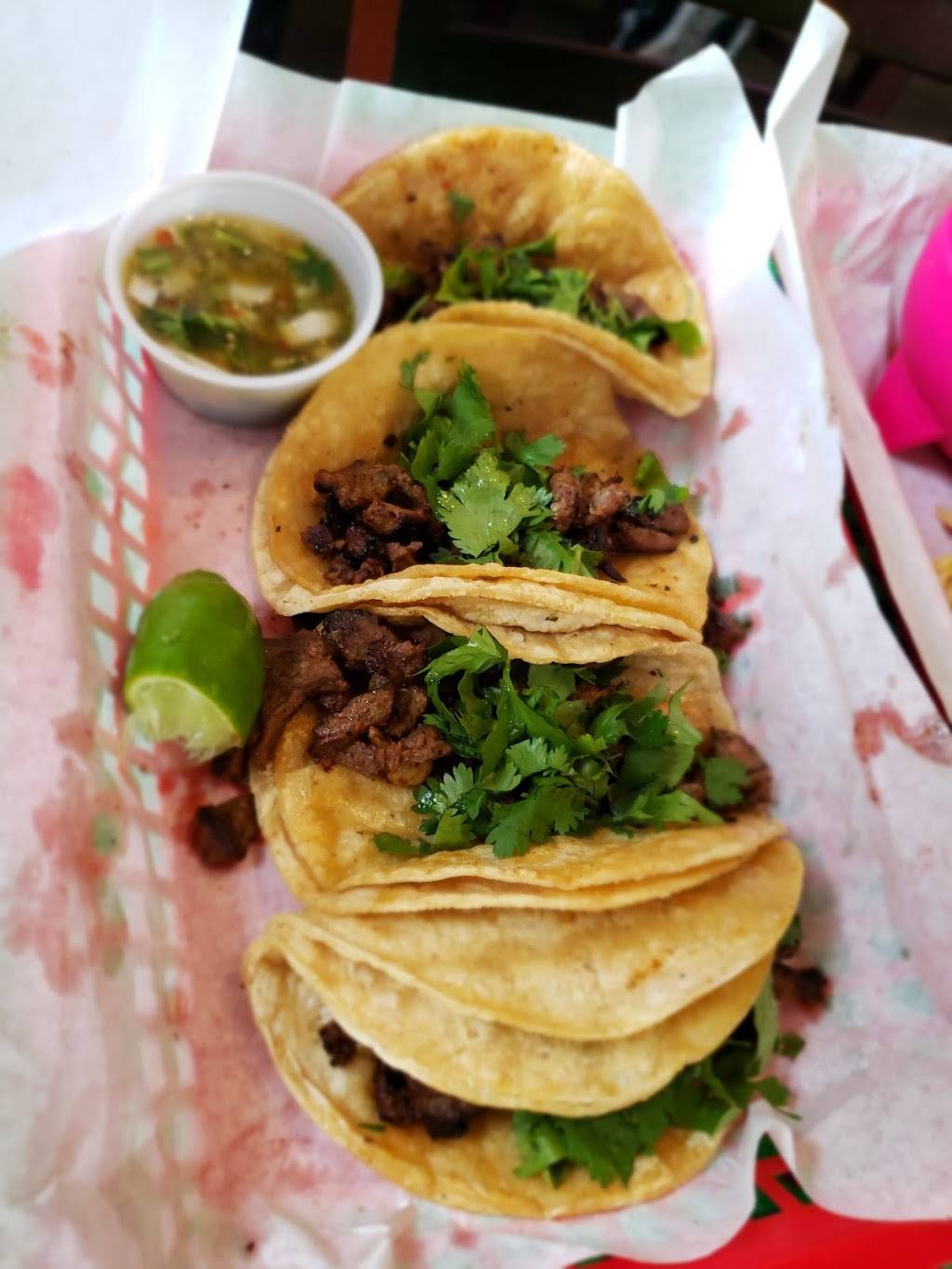 Coyas Cafe | restaurant | 4320 4th Ave, Moline, IL 61265, USA | 3097497626 OR +1 309-749-7626