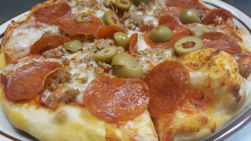 Angies Restaurant Littleton | restaurant | 6797 W Ottawa Ave, Littleton, CO 80128, USA | 3039790645 OR +1 303-979-0645