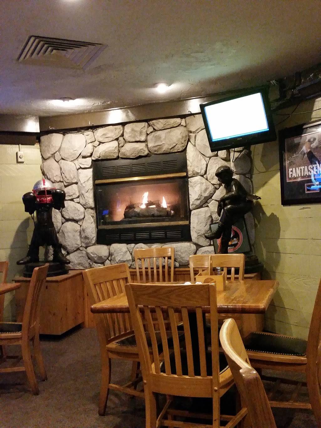 The Charlie Horse | restaurant | 99 Main St, Kingston, MA 02364, USA | 7815855550 OR +1 781-585-5550