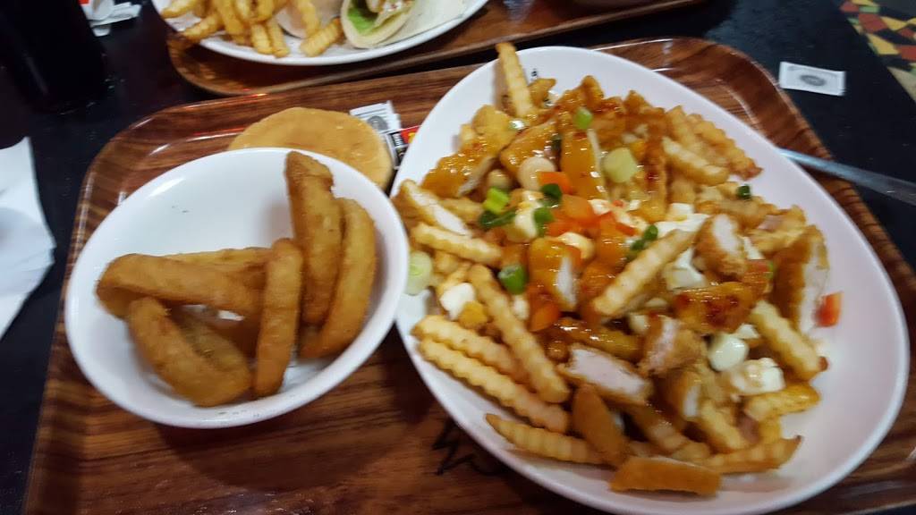 Benny&Co. St-Jérôme | restaurant | 210 Rue de Martigny O, Saint-Jérôme, QC J7Y 2G3, Canada | 4505655550 OR +1 450-565-5550