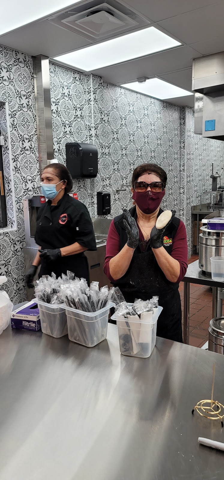 Comalli Mexican Kitchen | restaurant | 6620 E Reno Ave, Midwest City, OK 73110, USA | 4059313045 OR +1 405-931-3045