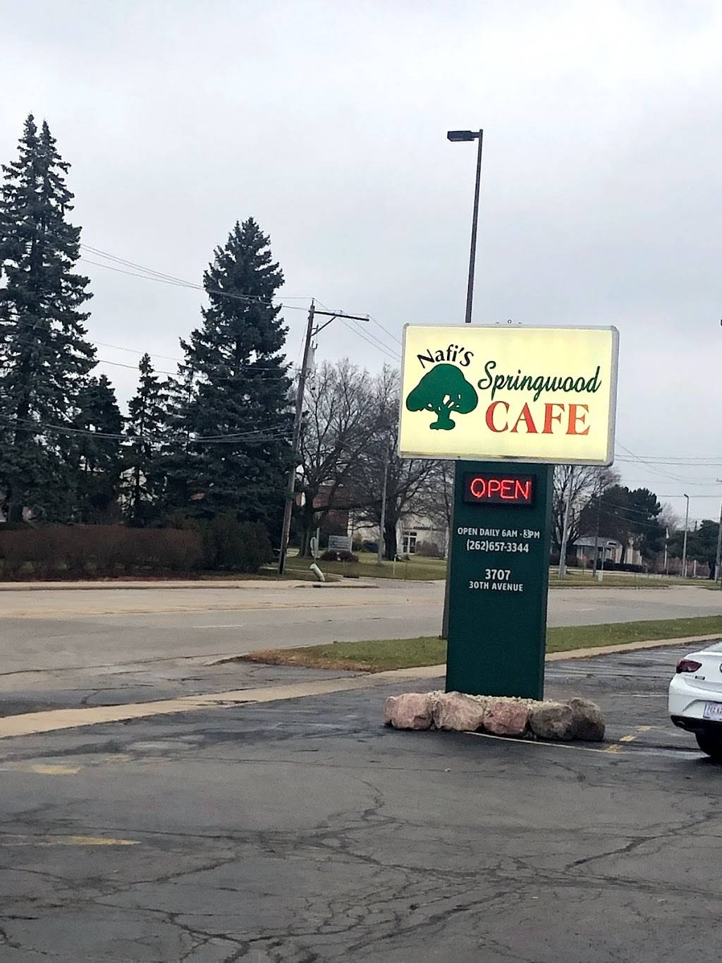 Springwood Restaurant | restaurant | 3707 30th Ave, Kenosha, WI 53144, USA | 2626573344 OR +1 262-657-3344