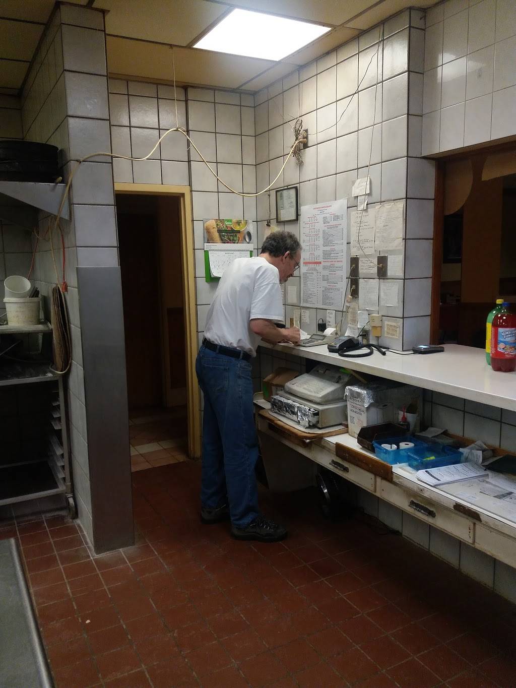 Infusinos Pizzeria | restaurant | 3301 Washington Ave, Racine, WI 53405, USA | 2626342727 OR +1 262-634-2727