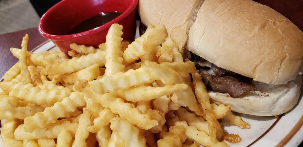 Ricks Wagon Wheel Restaurant | restaurant | 68 Monroe St, Floyd, IA 50435, USA | 6413982390 OR +1 641-398-2390