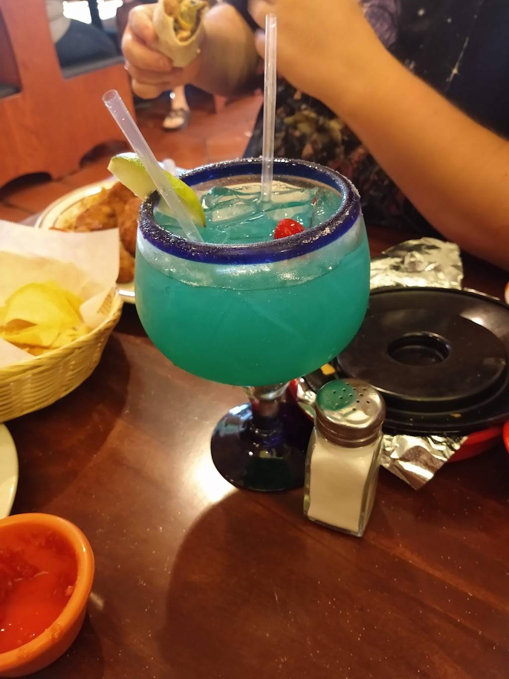 Las Palmas | restaurant | 1115 E Henri De Tonti Blvd, Springdale, AR 72762, USA | 4793064068 OR +1 479-306-4068