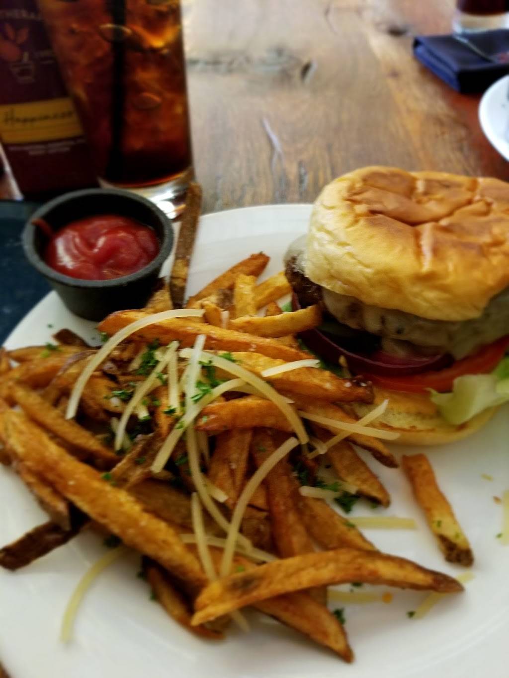 GRAYS on Main | restaurant | 332 Main St, Franklin, TN 37064, USA | 6154353603 OR +1 615-435-3603