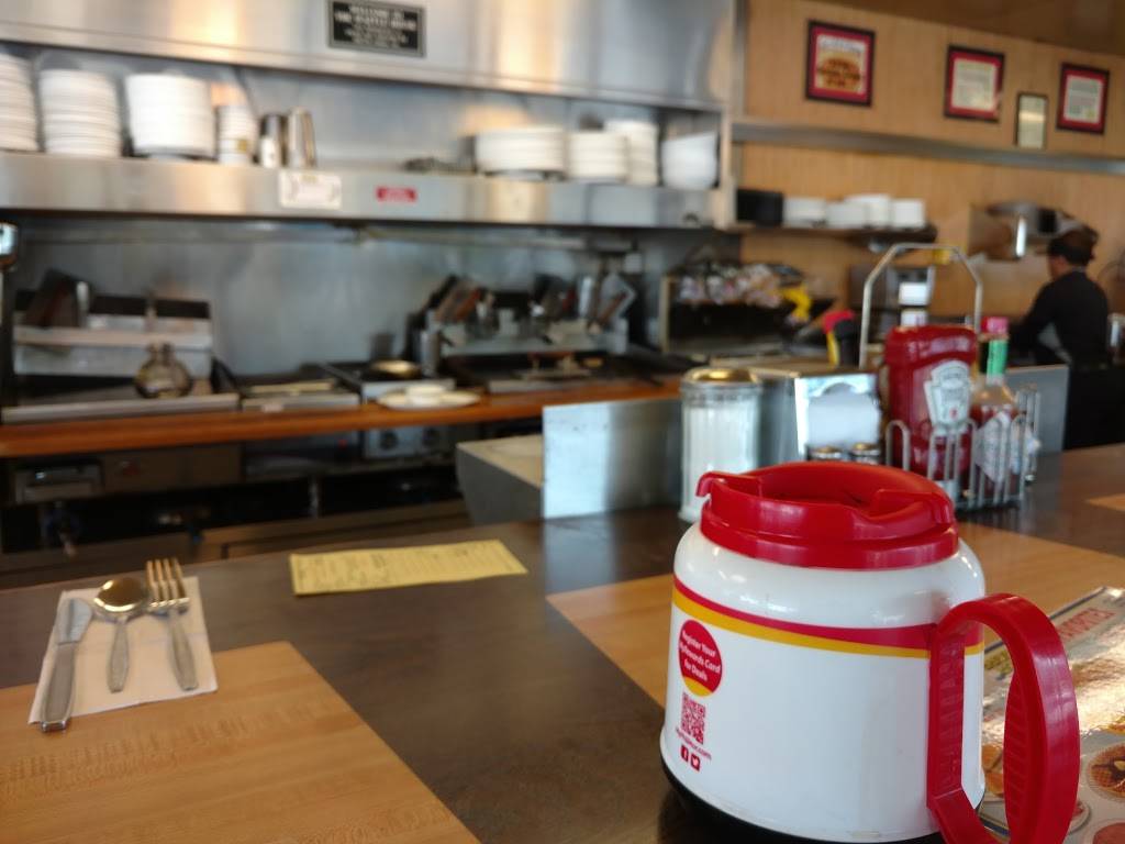 Waffle House | meal takeaway | 7242 Jonesboro Rd, Morrow, GA 30260, USA | 7709681262 OR +1 770-968-1262