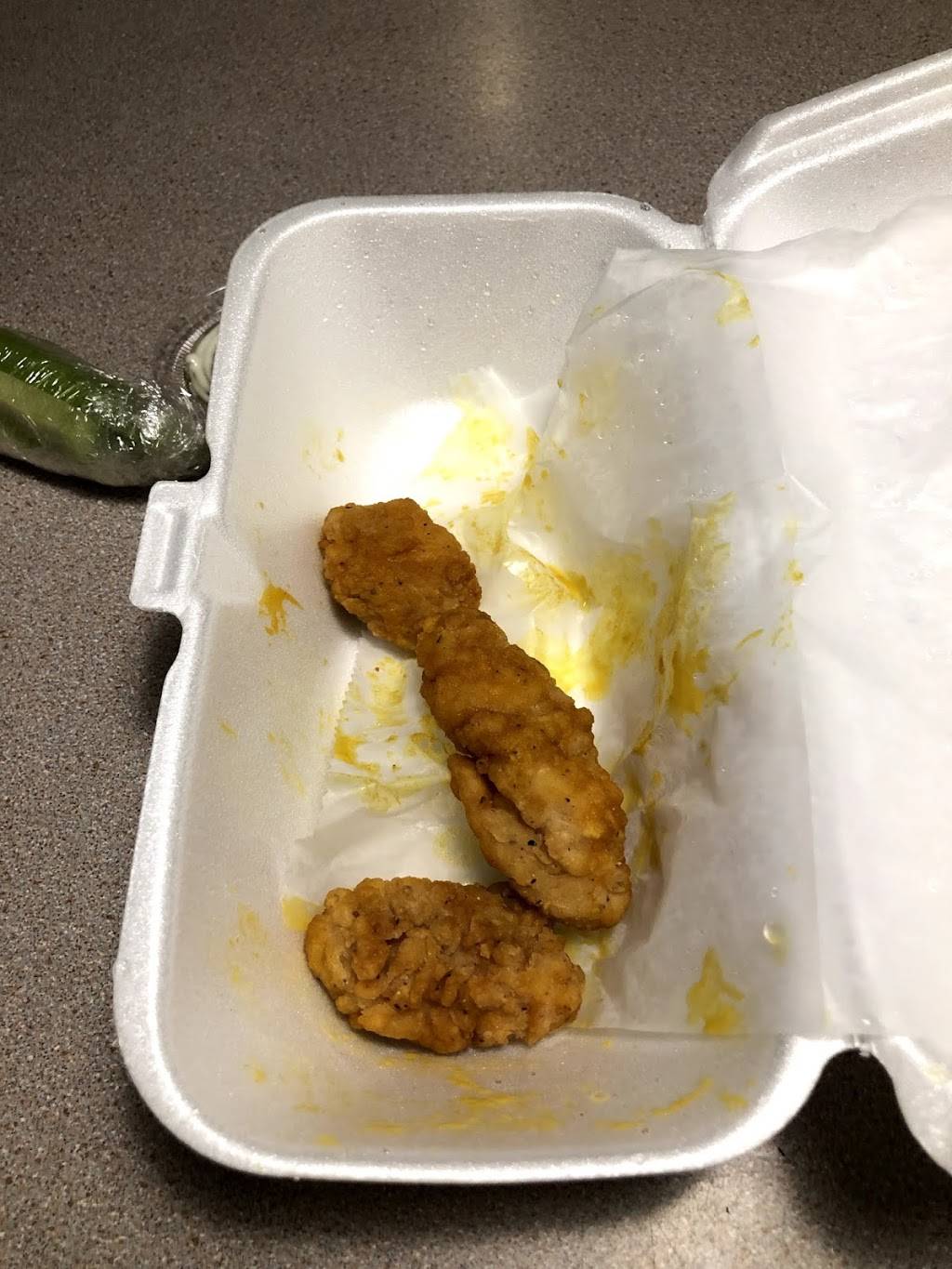 Vickis Pizzeria | restaurant | 5831 Sacandaga Rd, Galway, NY 12074, USA | 5188821500 OR +1 518-882-1500