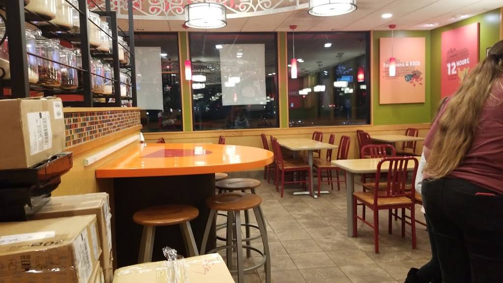 Popeyes Louisiana Kitchen | restaurant | 6151 N Orange Blossom Trail, Orlando, FL 32810, USA | 4072933852 OR +1 407-293-3852