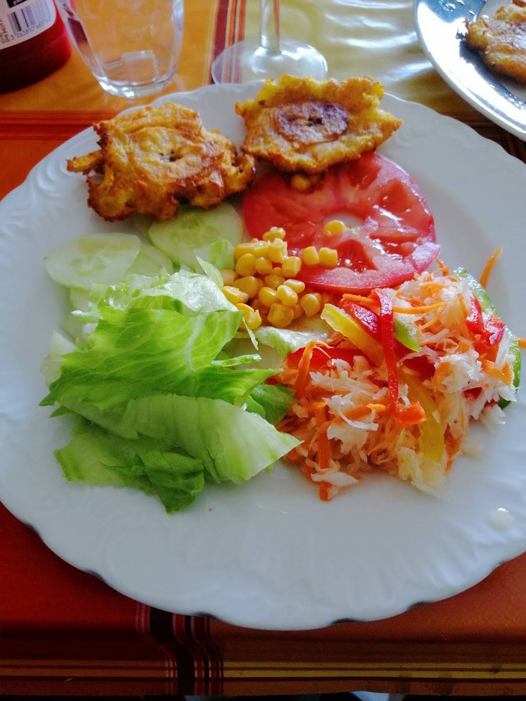 La Familia A+ Buffet | restaurant | 310 N Main St, Spring Valley, NY 10977, USA | 8455172877 OR +1 845-517-2877