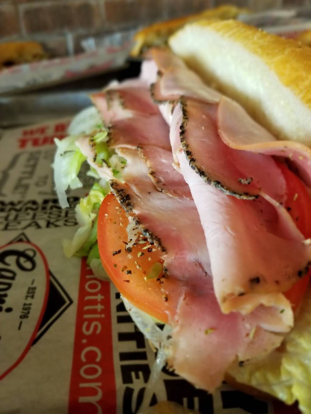 Capriottis | restaurant | 7143 France Ave S, Edina, MN 55435, USA | 9522175392 OR +1 952-217-5392