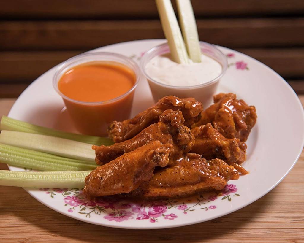 Wing Shop | restaurant | 7109 Frankford Ave, Philadelphia, PA 19135, USA | 2159418373 OR +1 215-941-8373