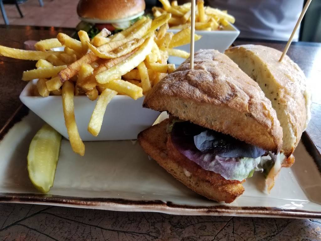 Hot Rocks Creative Diner | restaurant | 728 Anderson St, Whitby, ON L1N 3V6, Canada | 9056688600 OR +1 905-668-8600