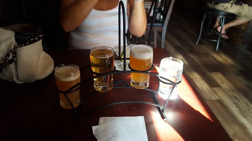 Kora Brewhouse and Wine bar | restaurant | 120 S Lynn St, Bryan, OH 43506, USA | 4196330928 OR +1 419-633-0928