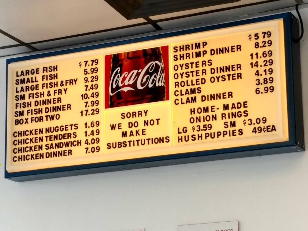 Rockys The Dock | restaurant | 805 E 10th St, Jeffersonville, IN 47130, USA | 8122821354 OR +1 812-282-1354