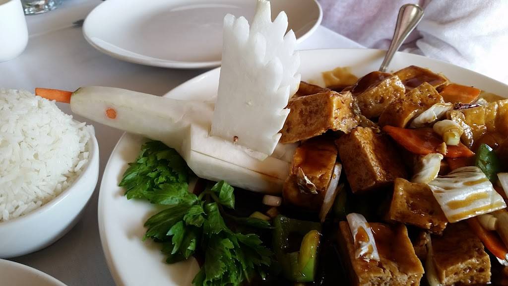 Jacks Fortune | restaurant | 960 Bay Ridge Rd, Annapolis, MD 21403, USA | 4102677741 OR +1 410-267-7741