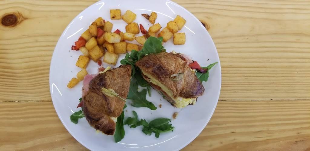 Nosh & Bottle - Catering Restaurant & Market | cafe | 370 West Las Colinas Boulevard #100, Irving, TX 75039, USA | 4694420808 OR +1 469-442-0808