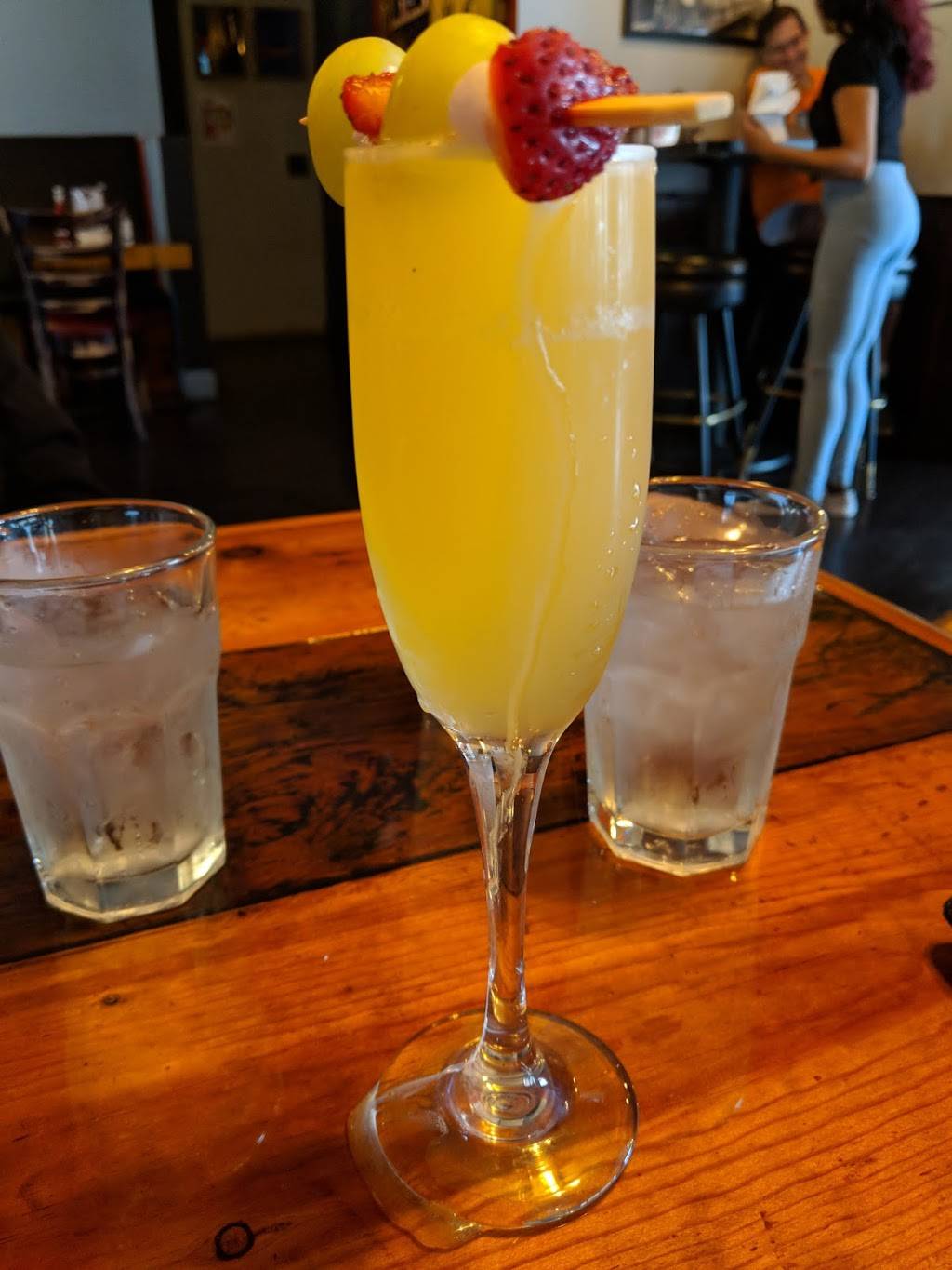 Devour 312 | restaurant | 1450 W Webster Ave, Chicago, IL 60614, USA | 7733607312 OR +1 773-360-7312