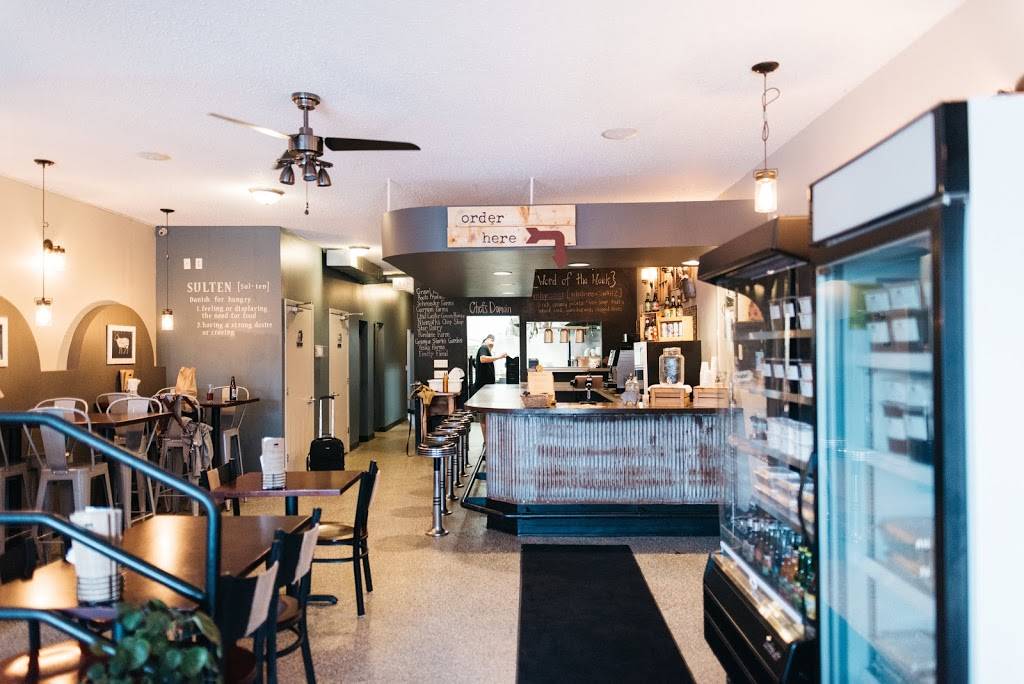 Sulten Belly | restaurant | 220 N Main St, Waupaca, WI 54981, USA | 7158025089 OR +1 715-802-5089