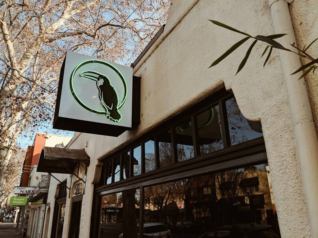 Jungle Bird | restaurant | 2516 J St, Sacramento, CA 95816, USA | 9164763280 OR +1 916-476-3280