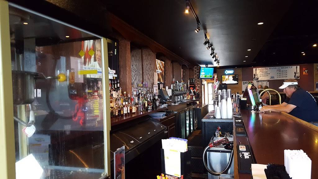 Pirates Den Bar and Grill | restaurant | 3670 Werk Rd #6, Cincinnati, OH 45248, USA | 5133473900 OR +1 513-347-3900