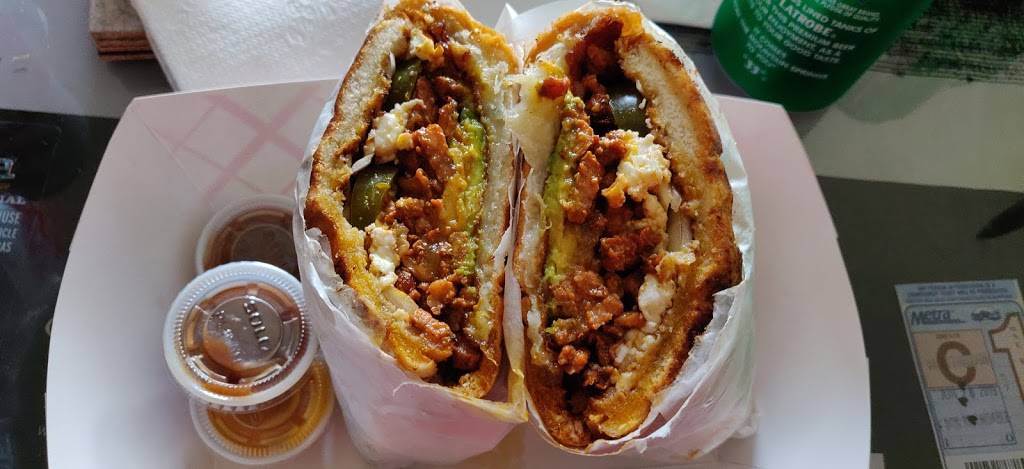 Lonchera La Rosa | restaurant | 590 Lancaster Dr NE, Salem, OR 97317, USA | 5034657296 OR +1 503-465-7296