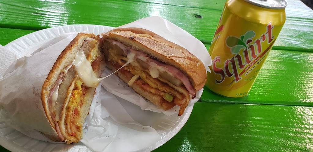 Tortas Chilangas El Rafles | restaurant | 5607, 405 W Hatch Rd, Modesto, CA 95351, USA | 2094500104 OR +1 209-450-0104