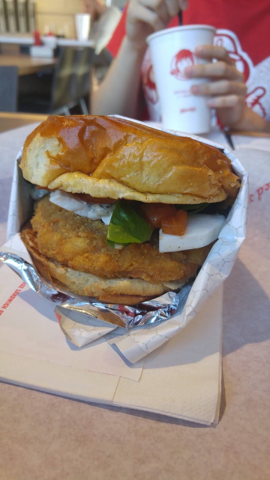 Wendys | restaurant | 3592 N High St, Columbus, OH 43214, USA | 6142683149 OR +1 614-268-3149