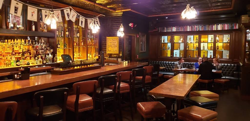 Rí Rá Irish Pub | restaurant | 208 N Tryon St, Charlotte, NC 28202, USA | 7043335554 OR +1 704-333-5554