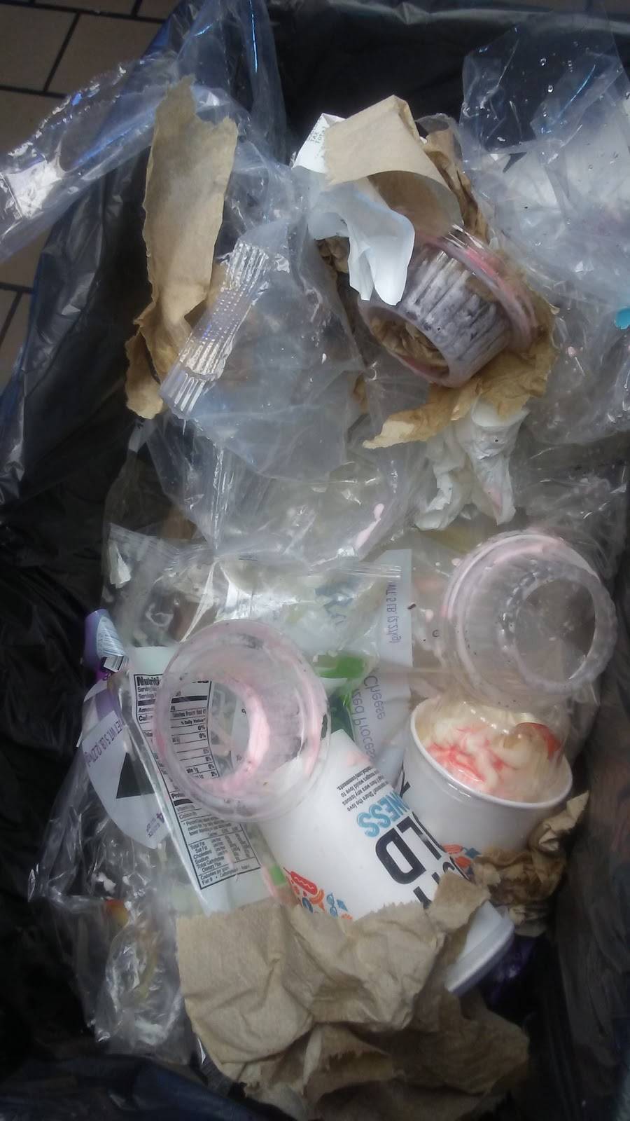 Wienerschnitzel | restaurant | 845 East El Camino Ave, Sacramento, CA 95815, USA | 9169277072 OR +1 916-927-7072